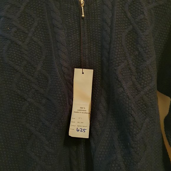 Zip-up Cashmeres Sweater made in Scotland - Picture 11 of 13